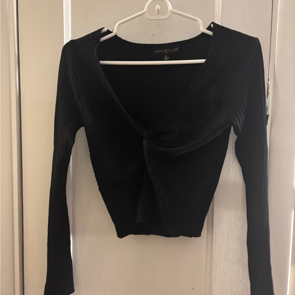 Black Ribbed Knit Sweater - Picture 4 of 4